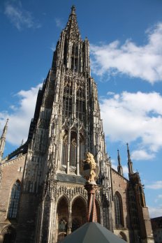 ulm_minster_by_crystal3006-d3buvrv
